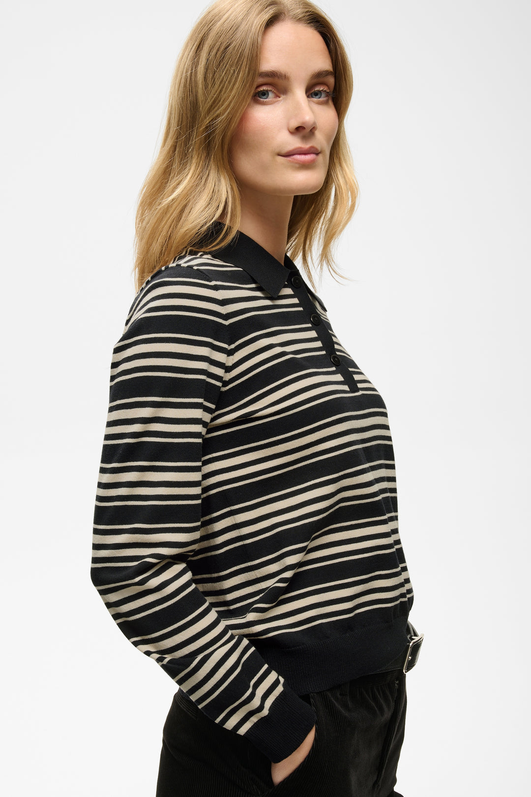 Pull en viscose Ecovero mélangée Channan - À rayures texturées et col rond