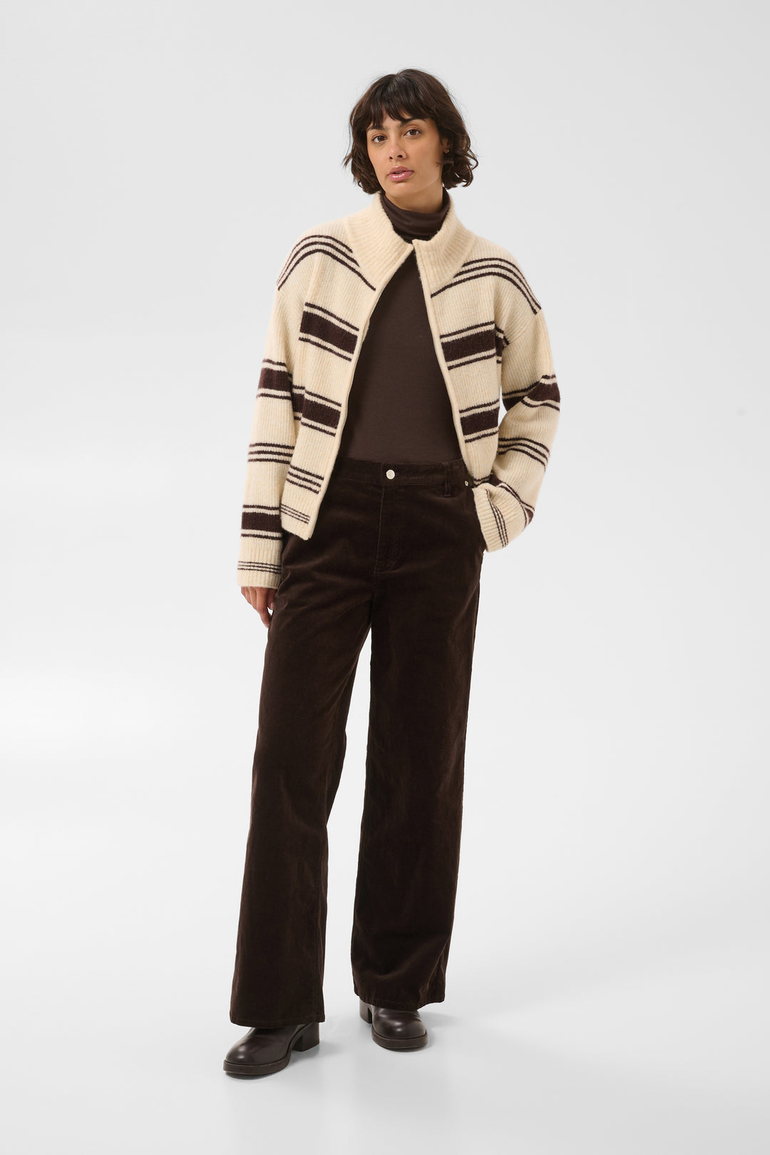 Pantalon en velours côtelé Cathrina - Ample extensible en coton doux