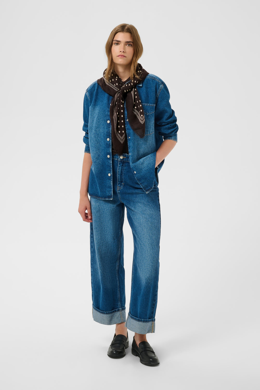 Foulard Celesta - Accessoire polyvalent en pure laine