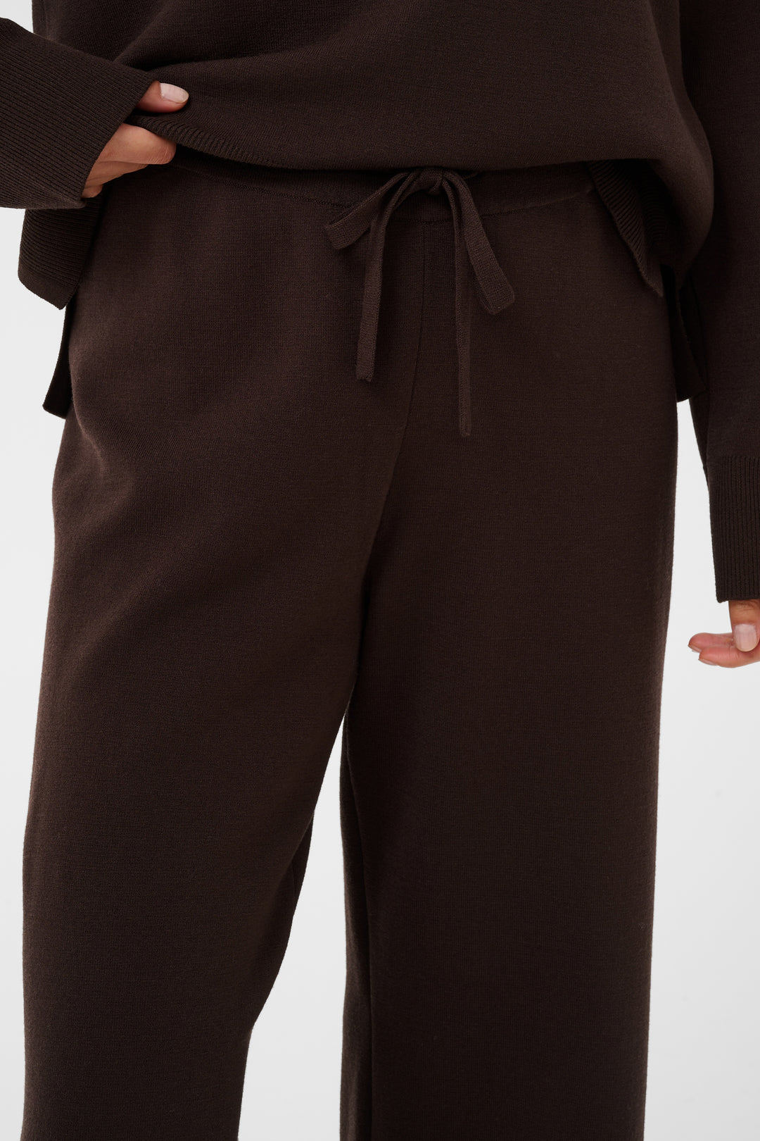 Pantalon Katrie - Le bas en maille fluide à la coupe droite et confortable