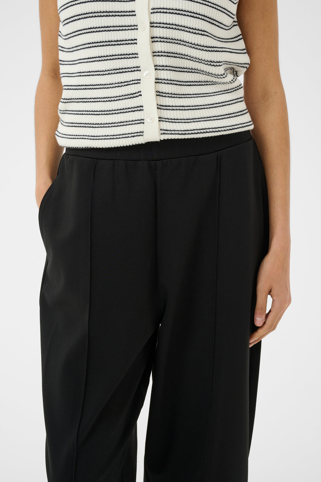 Pantalon à coupe ballon Colisa - En tricot extensible et taille haute