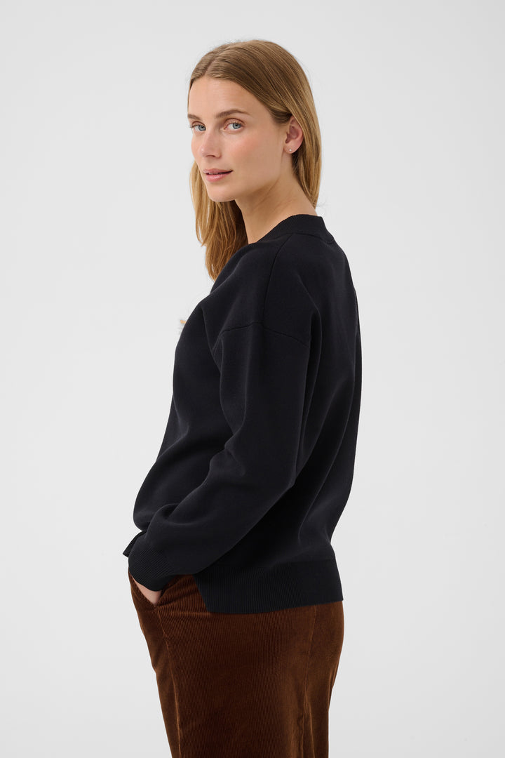 Chandail en maille fine avec décolleté en V Chantally - Coupe moderne décontractée**