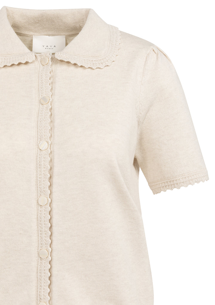 Cardigan en maille fine – Manches courtes col chemise boutonné