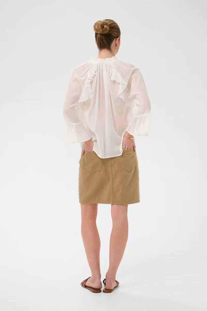 Blouse à volants Flora – Coupe évasée et col montant ajustable