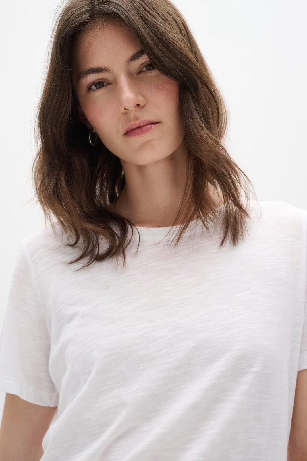 T-shirt à coupe droite Alma - En coton et modal avec encolure ronde et manches courtes
