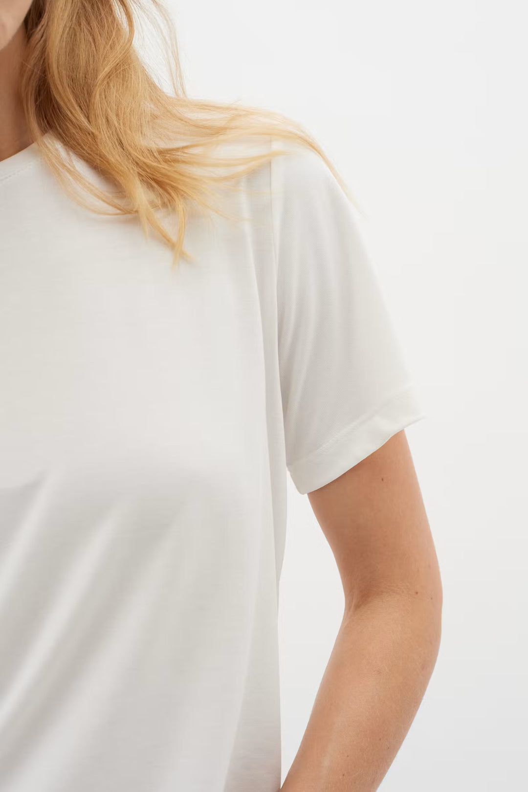 T-shirt basique en modal TENCEL™ Liliana - Avec encolure ronde et manches courtes