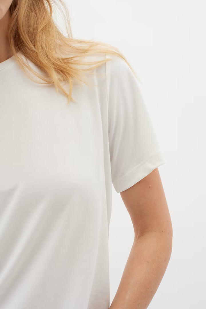 T-shirt basique en modal TENCEL™ Liliana - Avec encolure ronde et manches courtes