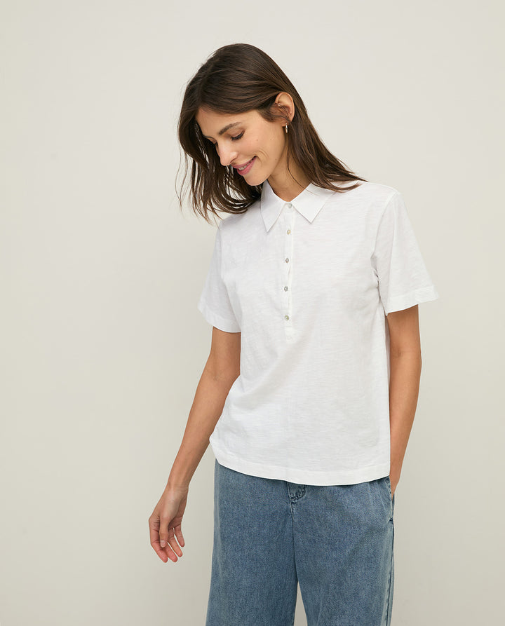 T-shirt en coton biologique - Coupe polo et style épuré