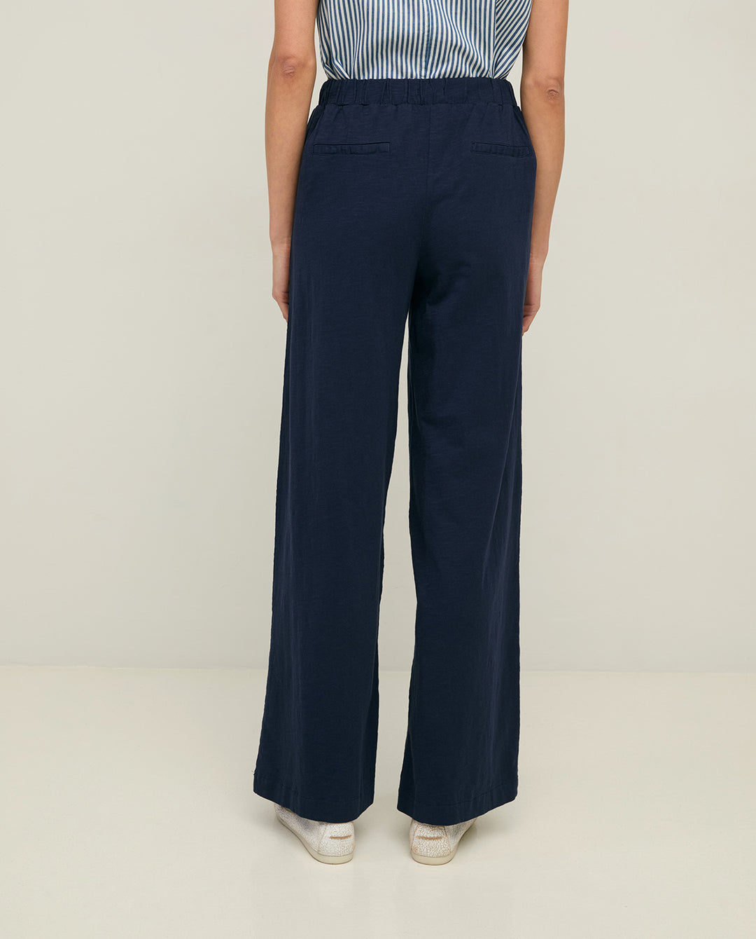 Pantalon en coton - Un modèle à jambe large et taille élastique