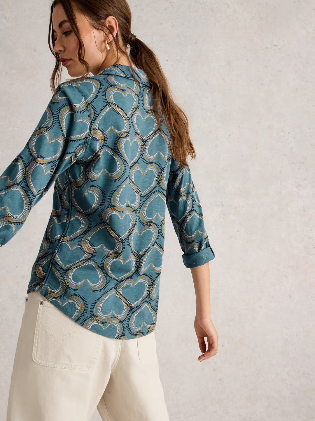 Chemise imprimée avec coeurs