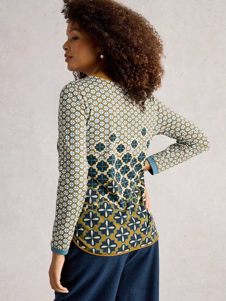 Chandail à motifs multiples Clara