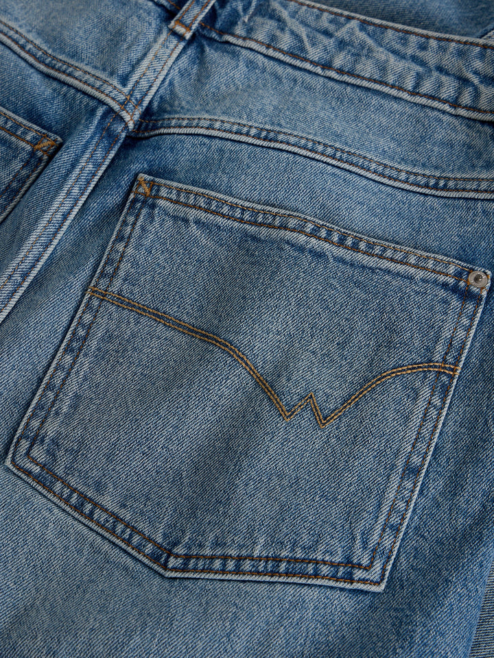 Jean large en coton biologique Bailey - À revers et coupe authentique