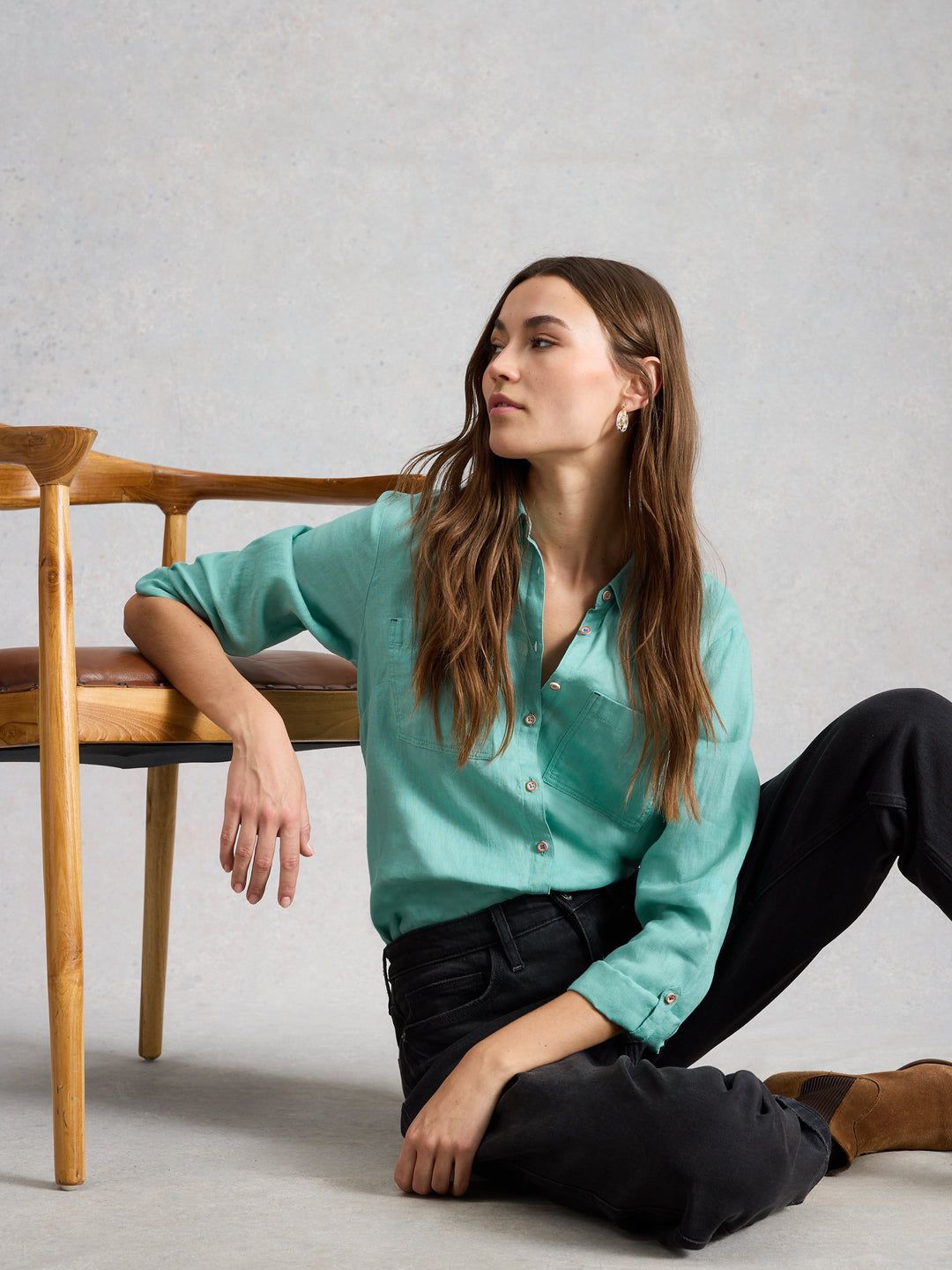 Chemise en lin Sophie - Polyvalente avec manches retroussables et poches poitrine