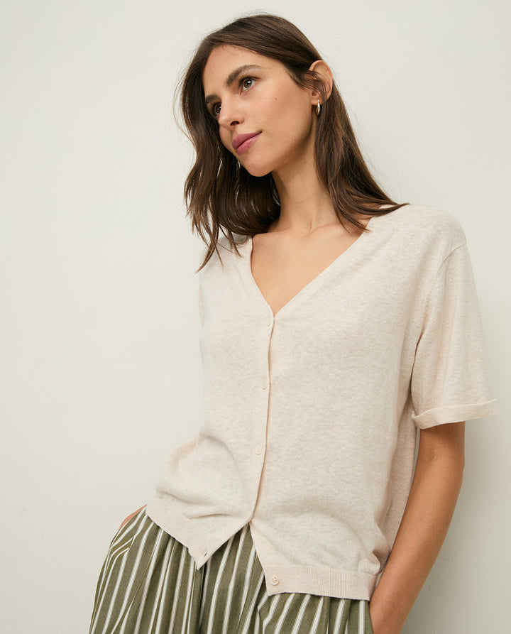 Cardigan à manches courtes en lin et coton - Un tricot léger et structuré
