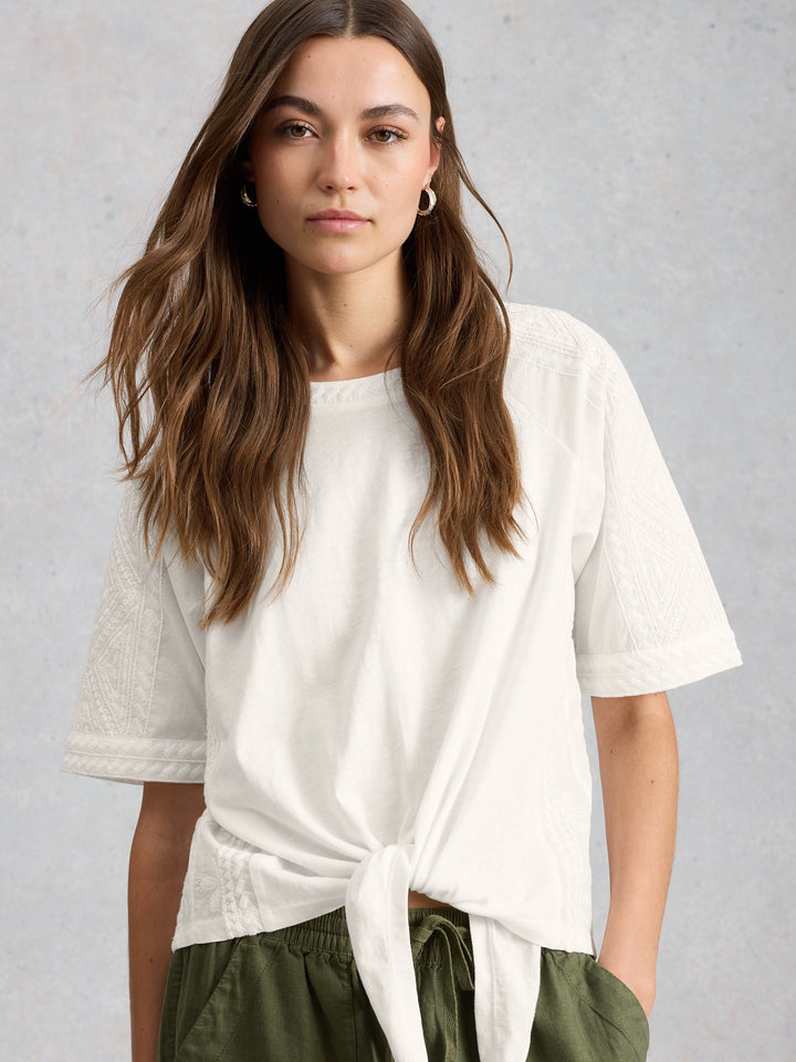 T-shirt blanc à détails brodés - Coton et bas à nouer