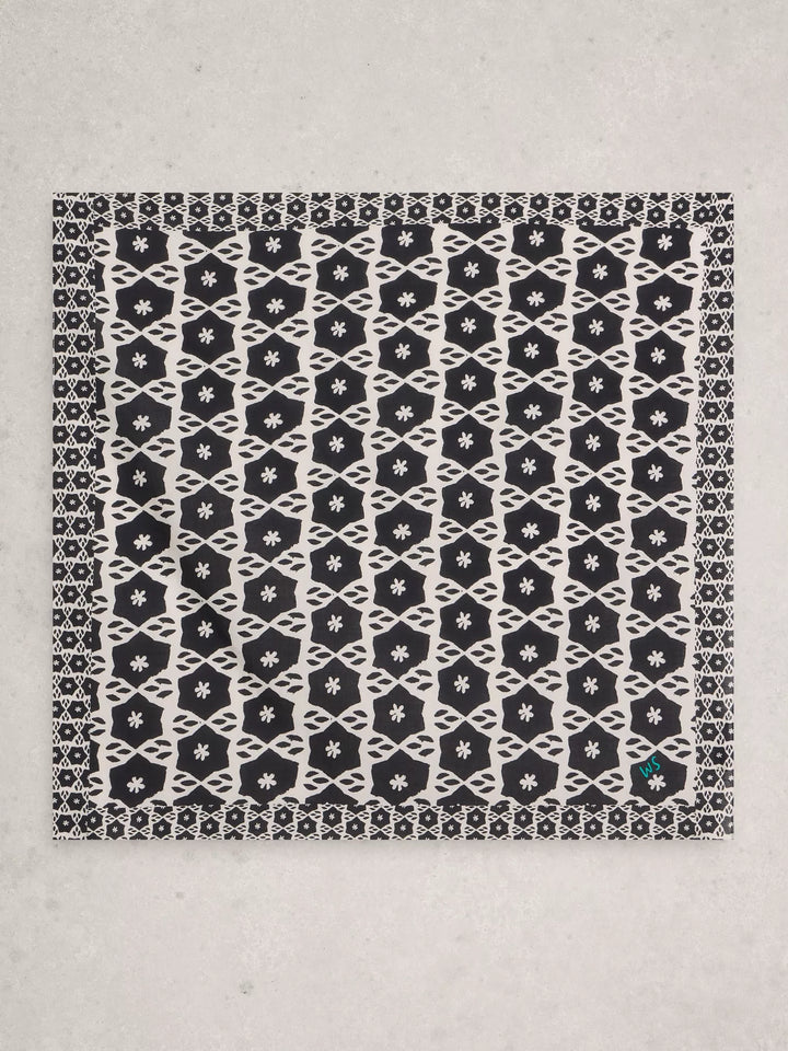 Foulard en coton biologique Ellie - À motif floral noir et blanc
