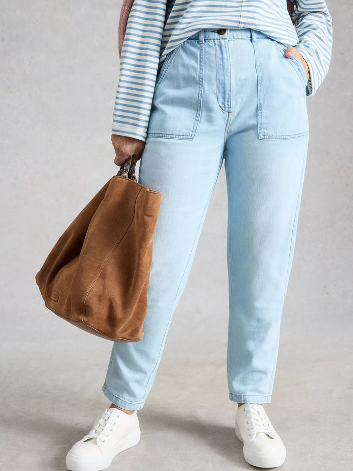 Jeans à la coupe effilée - En denim de coton biologique