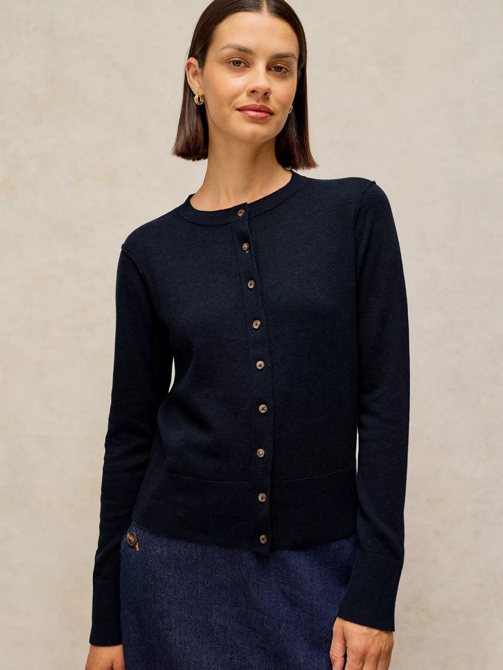 Cardigan boutonné en coton biologique Lois - À col rond et manches longues