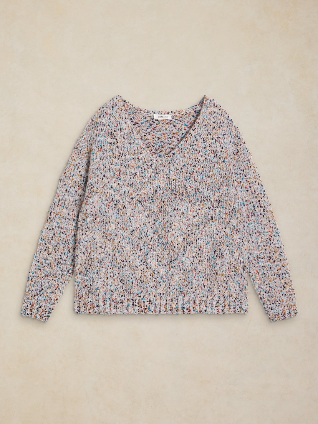 Chandail en maille texturée à col en V - Fibres recyclées et finitions côtelées