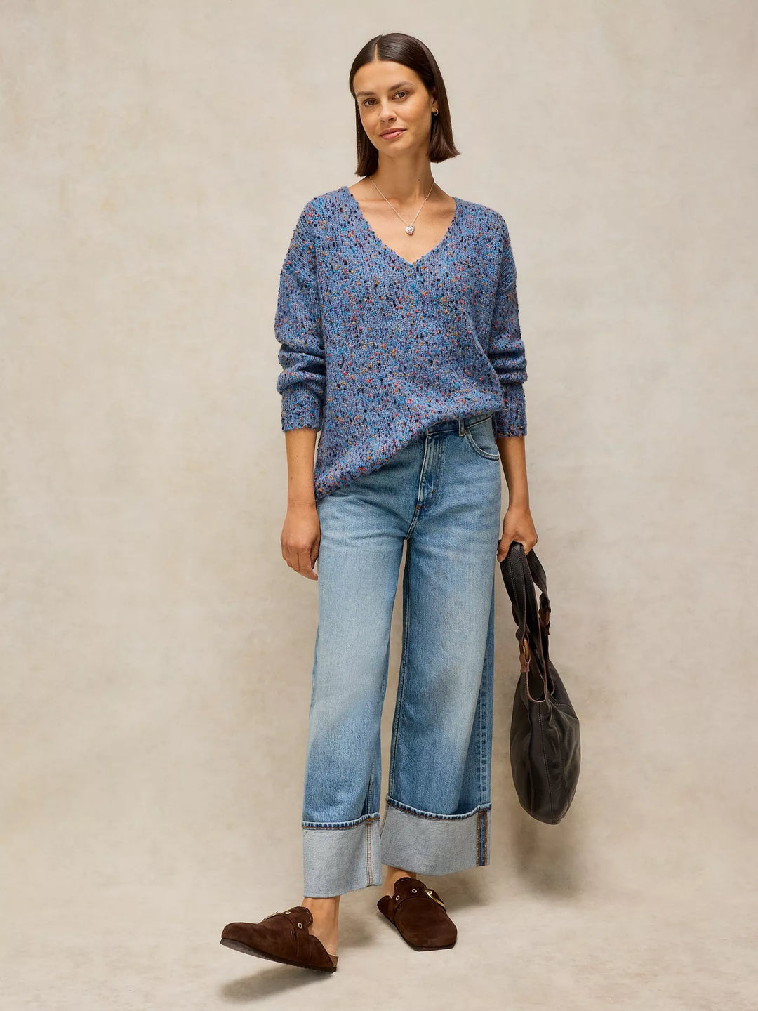 Chandail en maille texturée à col en V - Fibres recyclées et finitions côtelées