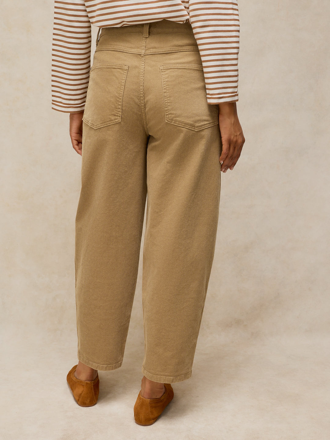 Pantalon de coton biologique Aubrey - Avec poches classiques et coupe ballon