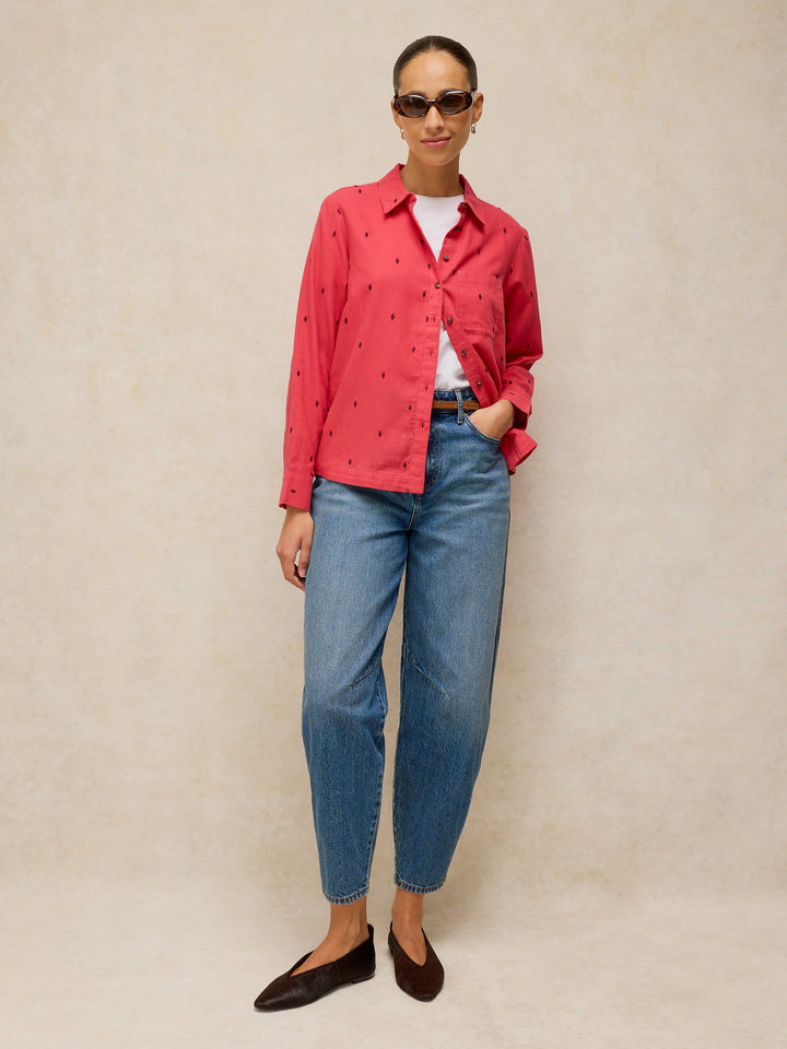 Chemise classique en coton biologique Sophie - Avec poches plaquées et détails brodés
