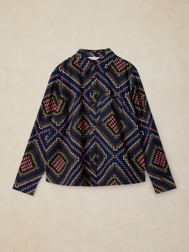 La chemise boutonnée en coton biologique Sophie - Avec col et poches plaquées à l'avant