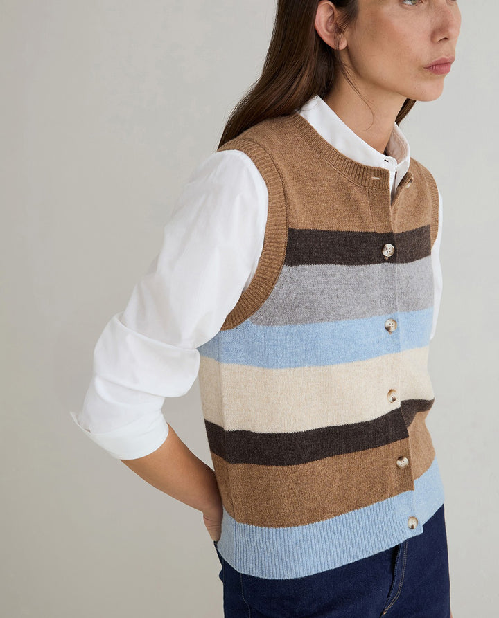 Gilet sans manches boutonné en laine certifiée - À rayures géométriques