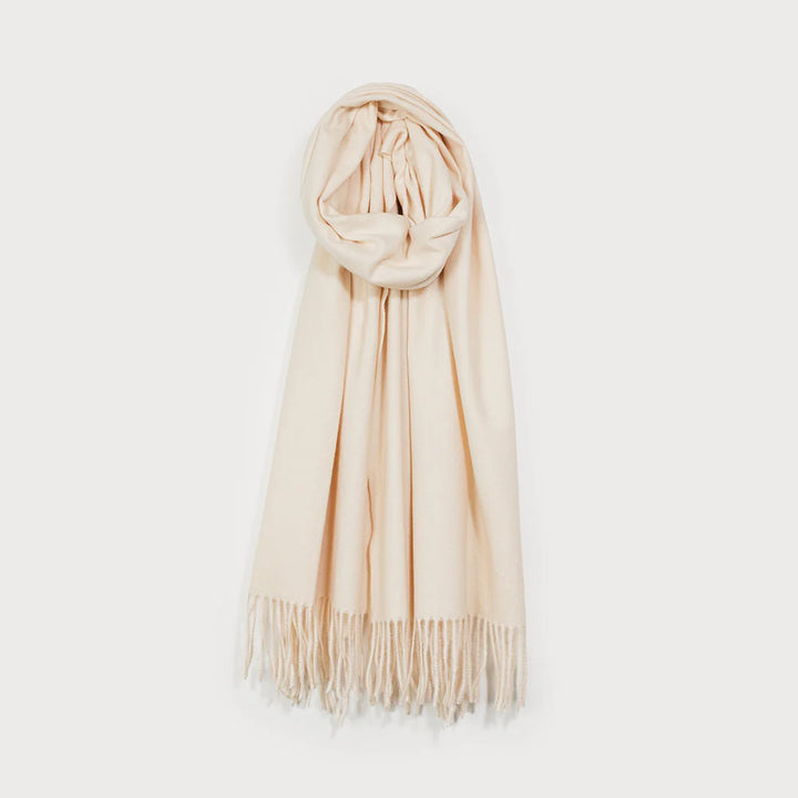 Foulard chaleureux à franges