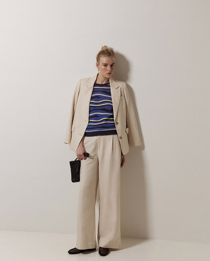 Pull en lin à effet vagué bleu et écru
