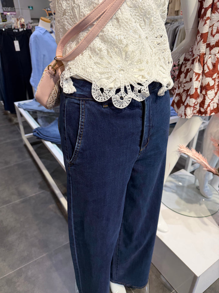 Jeans à jambes évasées Visti - Denim extensible et fluide
