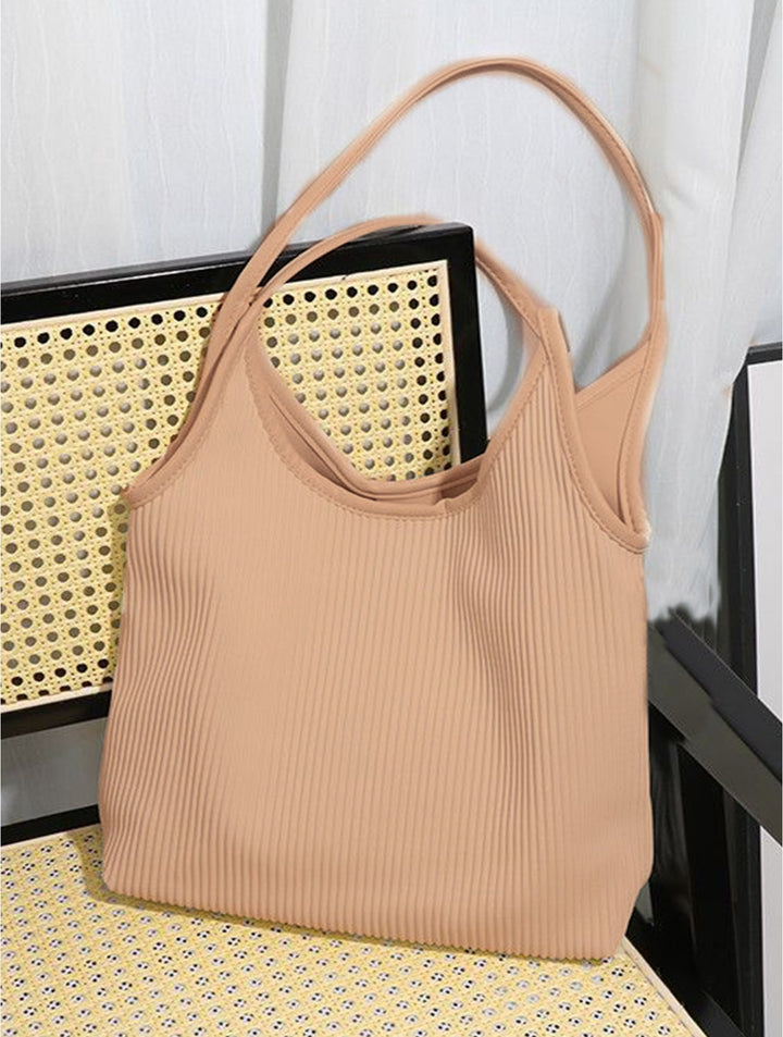 Sac fourre-tout structuré en similicuir à effet côtelé