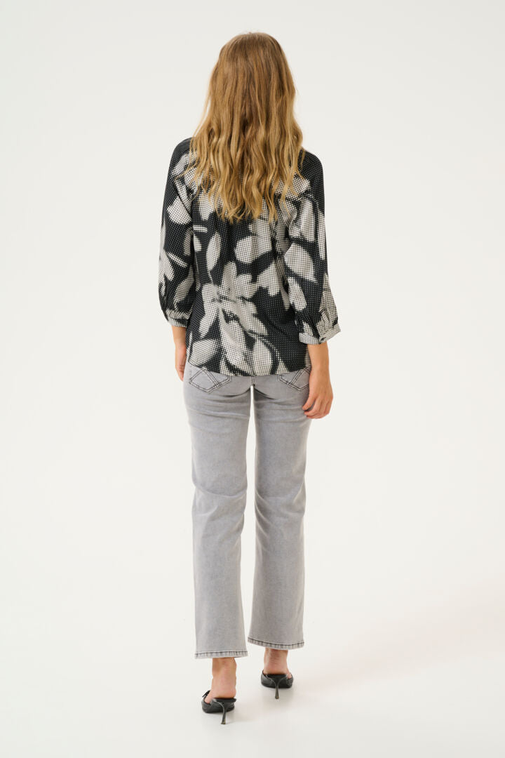 Blouse brouillard intriguant