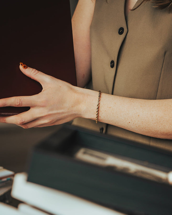 Bracelet à chaîne torsadée dorée Twisted - En acier inoxydable fini or 18K