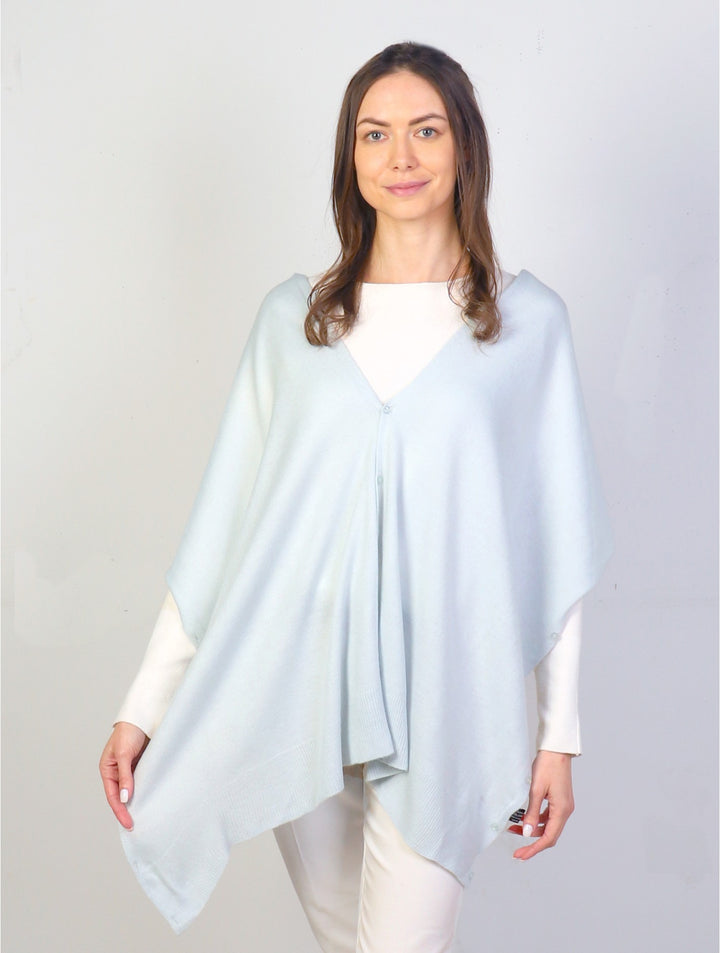 Foulard et cape en un seul morceau