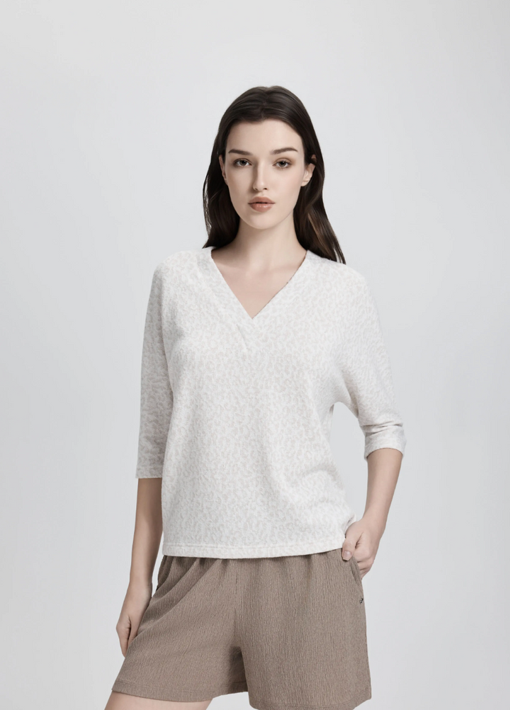 Haut à manches mi-longues Eurasaari – Texture jacquard et col en V