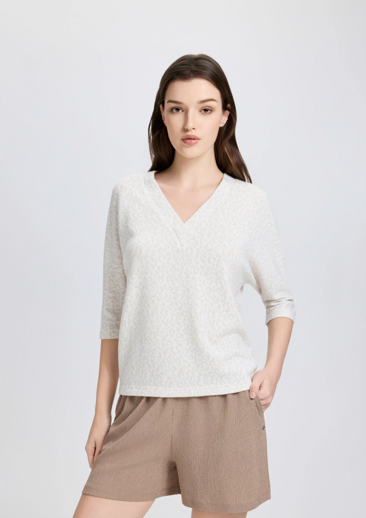 Haut à manches mi-longues Eurasaari – Texture jacquard et col en V