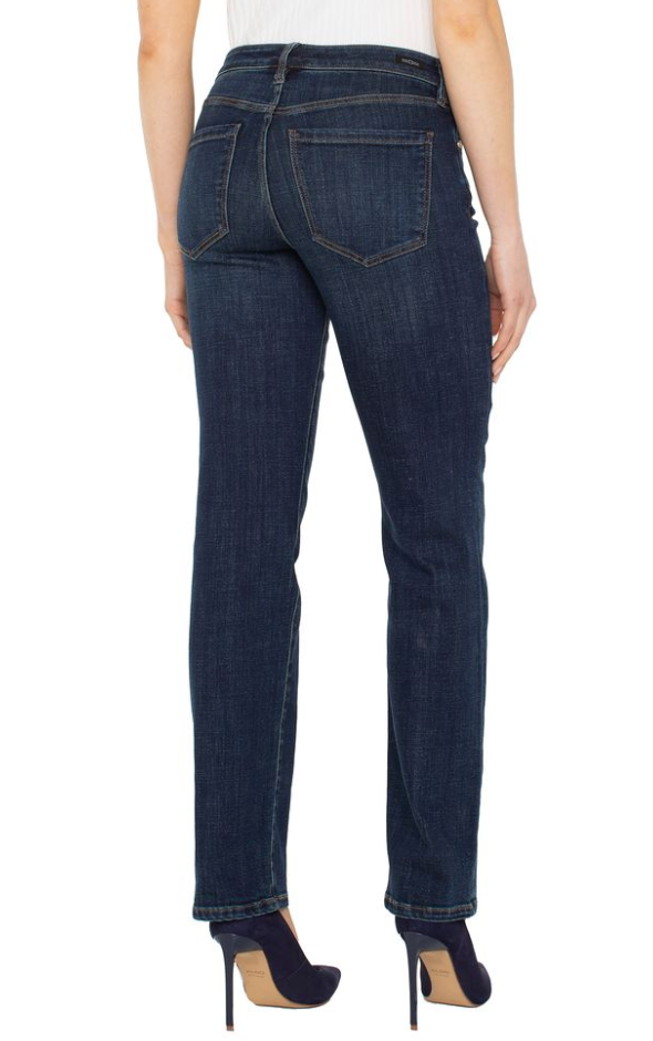 Jean classique dans une teinte intemporelle