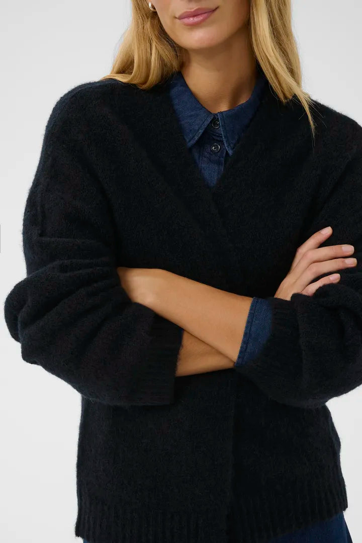 Cardigan simple en maille légère Rastina