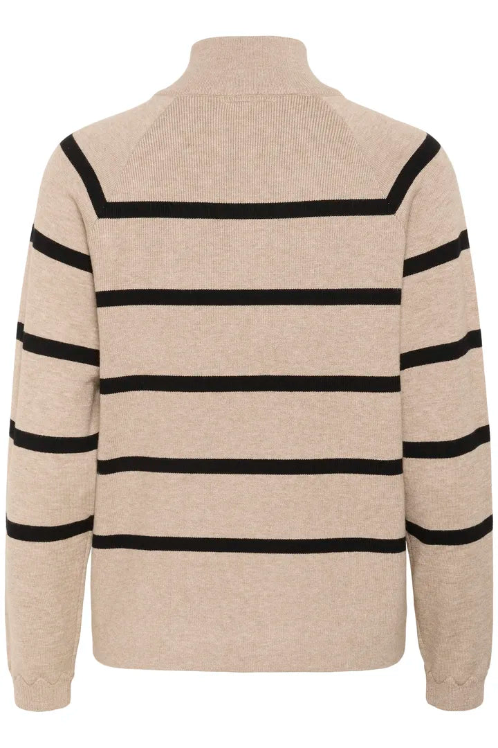 Chandail asymétrique avec boutons sur l’épaule Dela