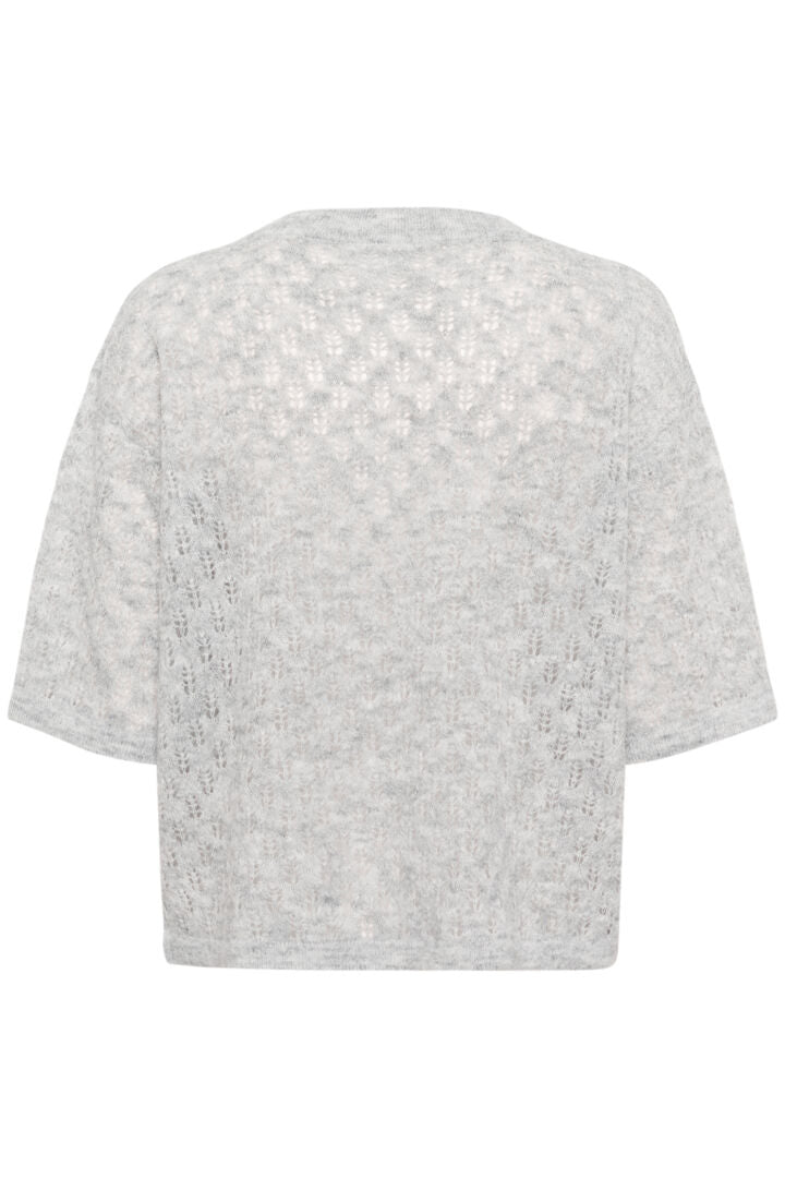 Chandail en maille texturée évoquant la forme d’épis de blé Lourine