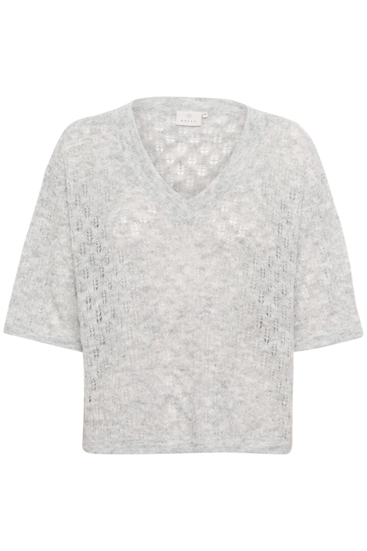 Chandail en maille texturée évoquant la forme d’épis de blé Lourine