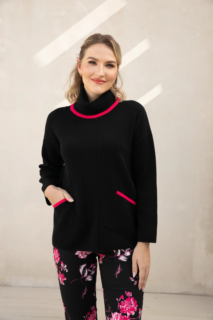 Col roulé avec accents colorés