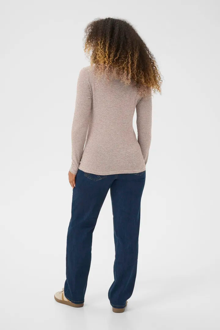 Col roulé discret et ses mille rayures Amma