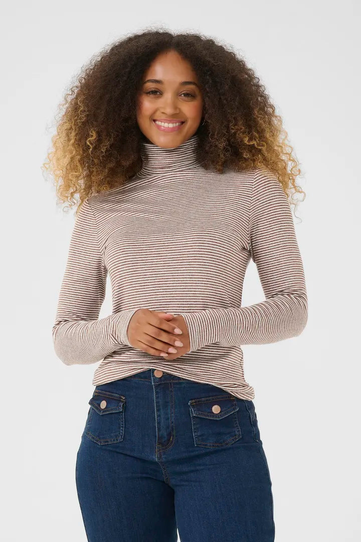 Col roulé discret et ses mille rayures Amma