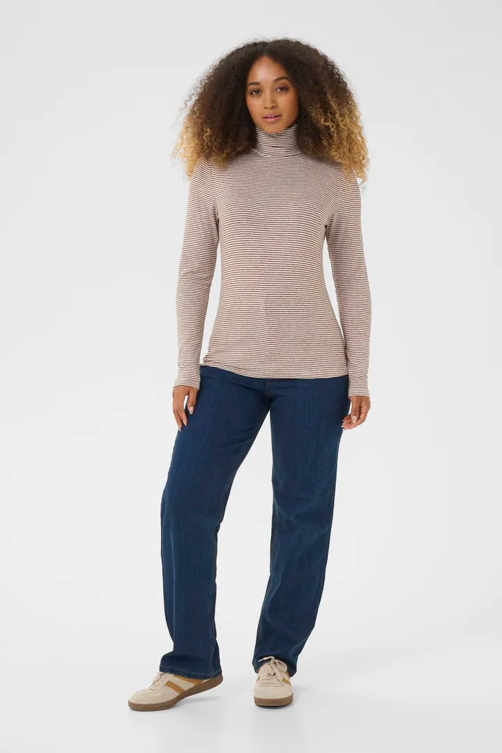 Col roulé discret et ses mille rayures Amma