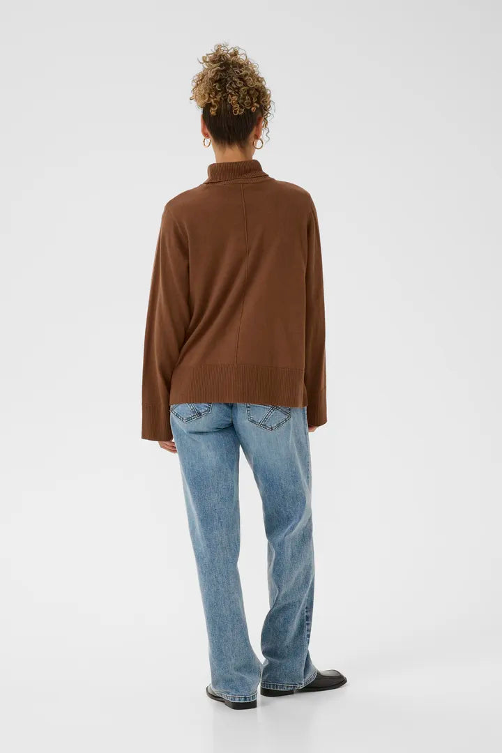 Col roulé pratique et polyvalent Anva