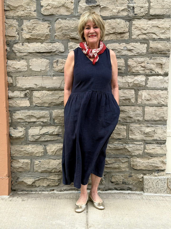 Robe mi-longue en lin mélangé à encolure en V - Écoresponsable
