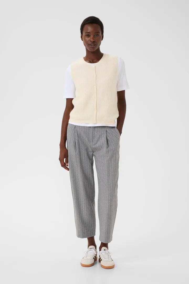 Débardeur sans manches avec mini boutons Pimira