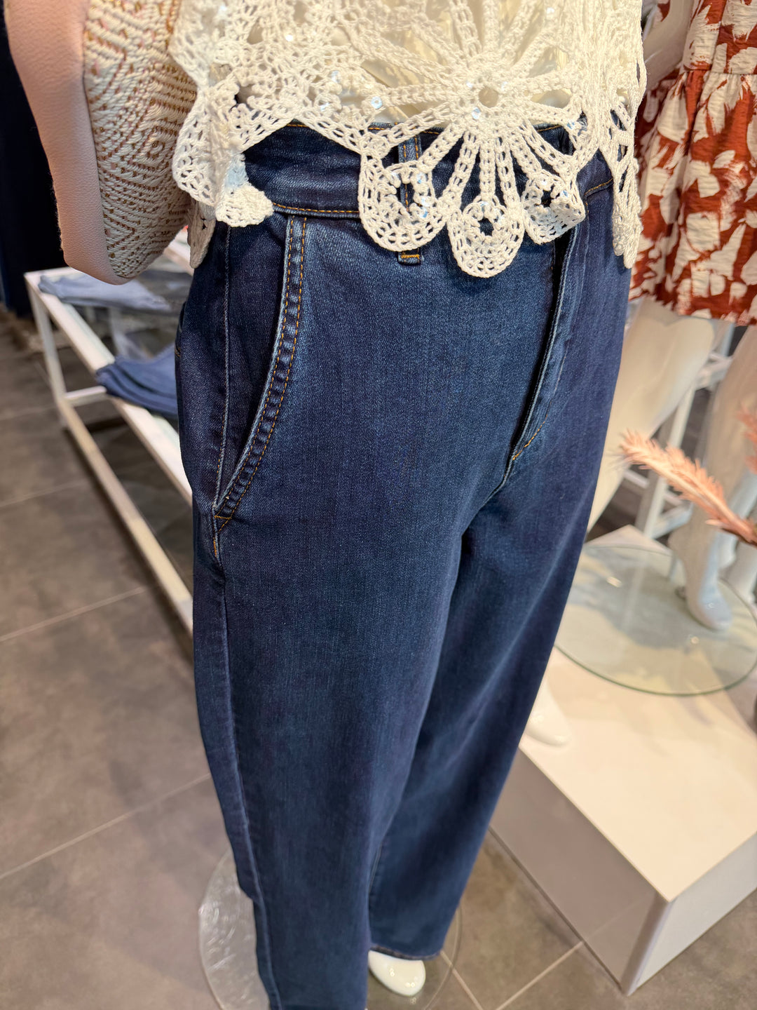 Jeans coupe droite Visti - Taille mi-haute en denim extensible